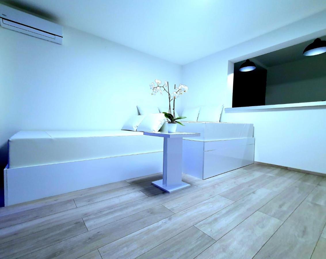 Penthouse Jacuzzi & Pool Apartmants Opatija Dış mekan fotoğraf