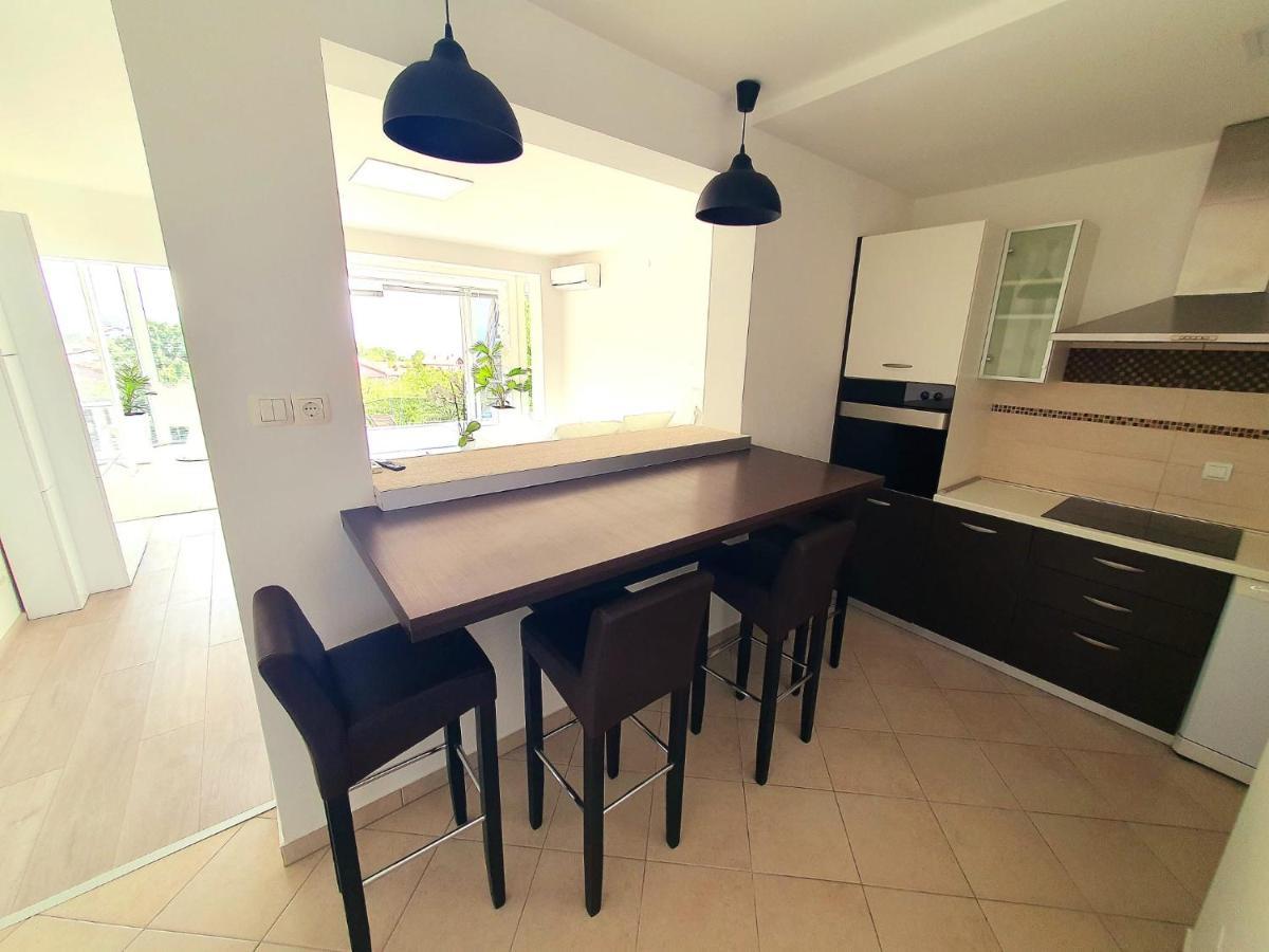 Penthouse Jacuzzi & Pool Apartmants Opatija Dış mekan fotoğraf