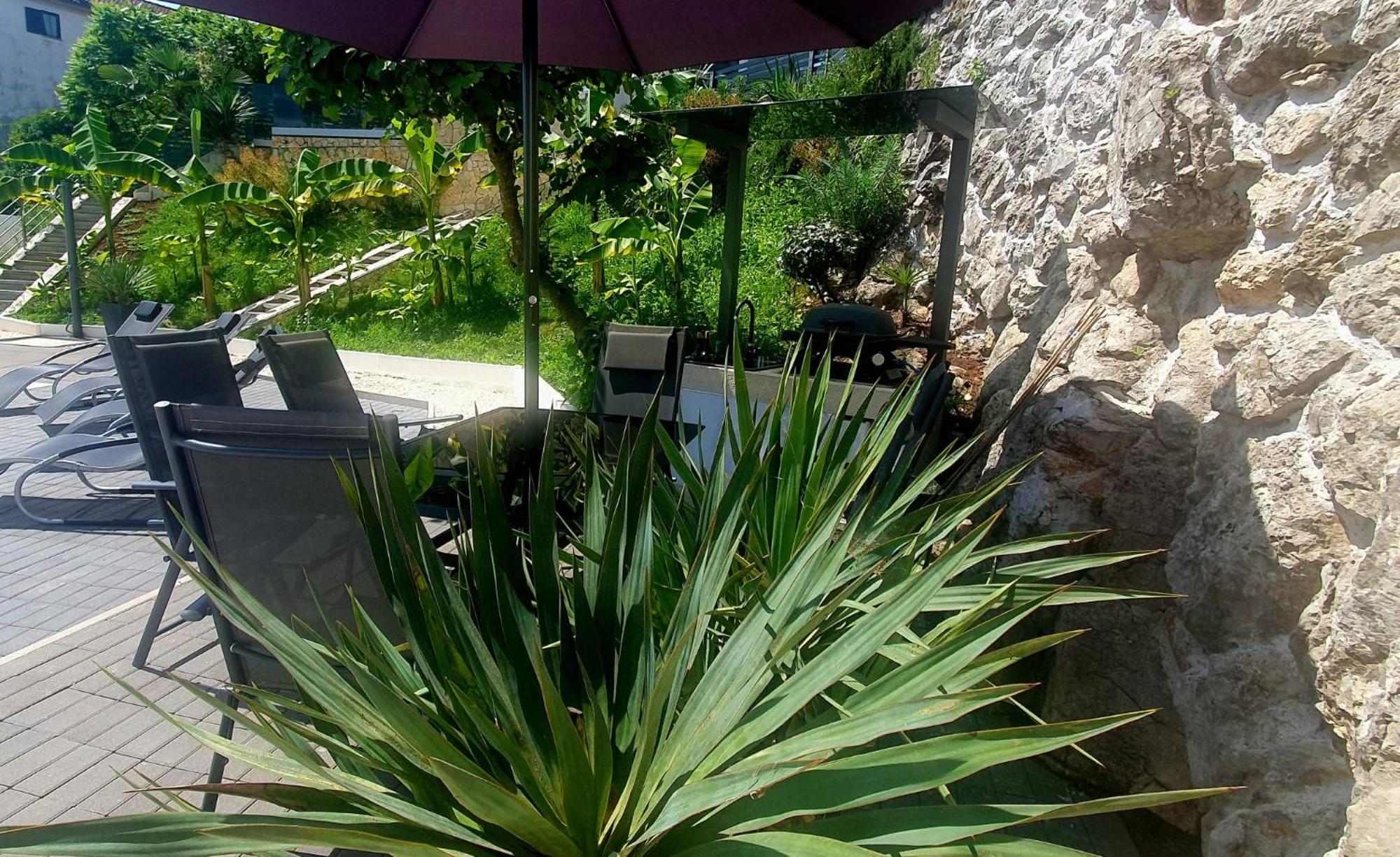 Penthouse Jacuzzi & Pool Apartmants Opatija Dış mekan fotoğraf