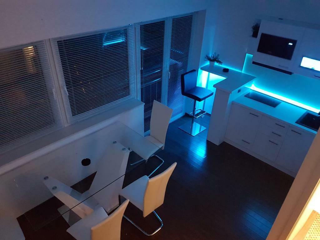 Penthouse Jacuzzi & Pool Apartmants Opatija Dış mekan fotoğraf